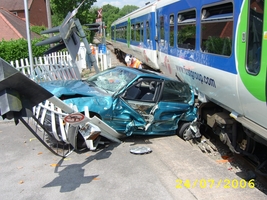 shiplake_lx_collision_24.07.2006